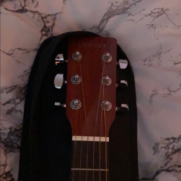 Denver guitar - Picture 3 of 4